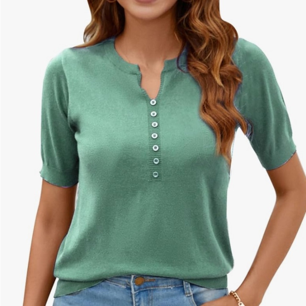 Women short sleeve sweater size small